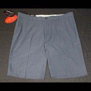Men’s (36) Greg Norman Performance Golf Shorts